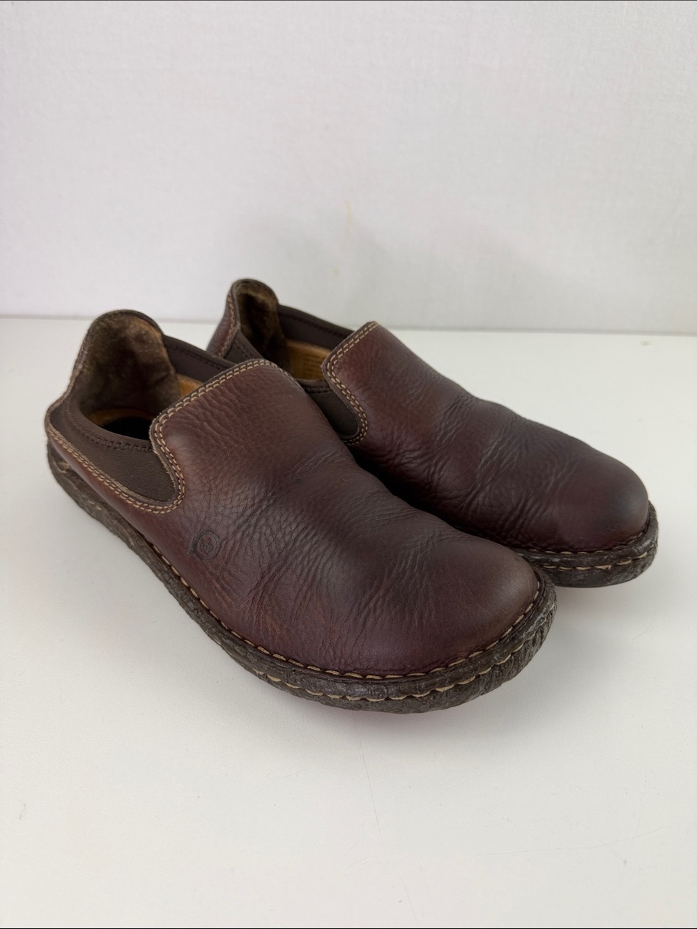 Born Women's Brown Slip-On Leather Flats